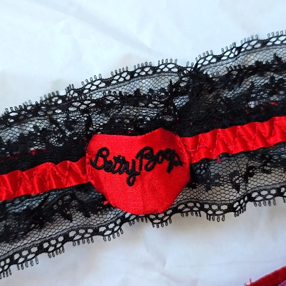 BNWT Dolls Kill x Betty Boop One Bad Broad Mini Dress - Picture 5 of 5